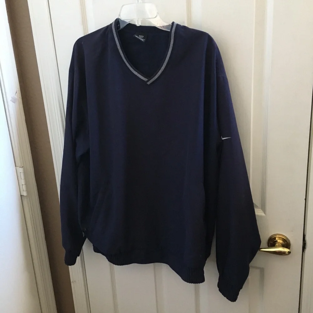 FINAL MARKDOWN Men’s Nike golf shirt large